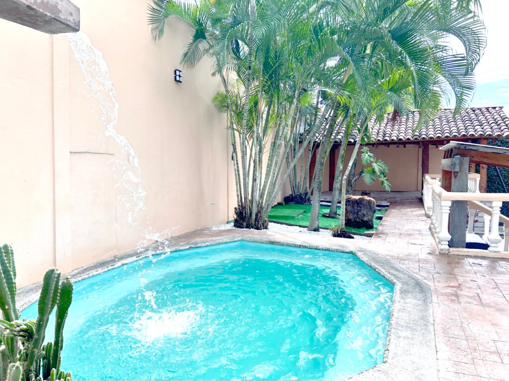 airbnb comayagua with swimming pool 